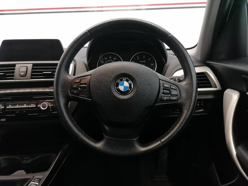 More views of BMW 1 SERIES