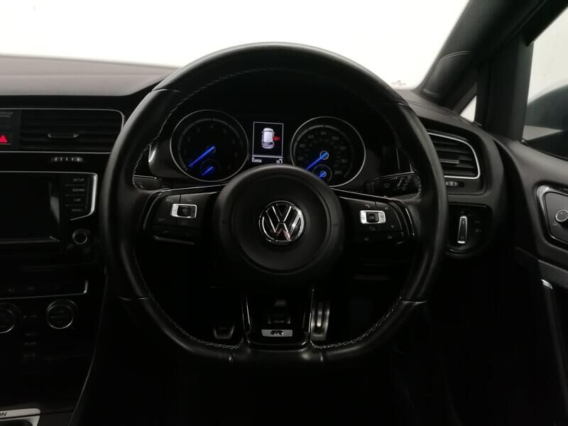 More views of Volkswagen GOLF R