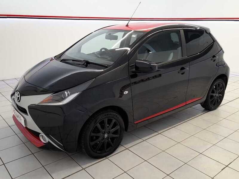 More views of TOYOTA Aygo