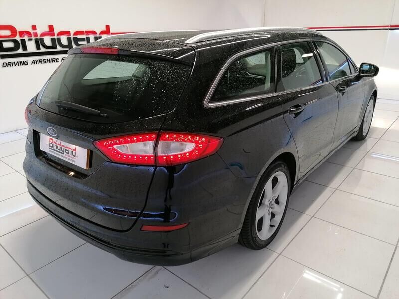 More views of Ford Mondeo